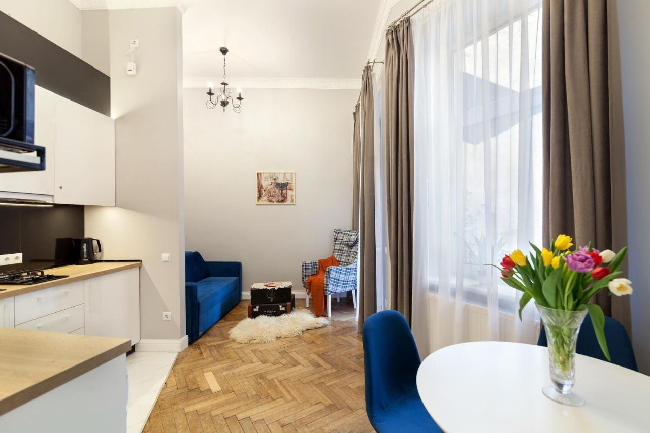 Chopin Apartment In The Center Of إلفيف المظهر الخارجي الصورة