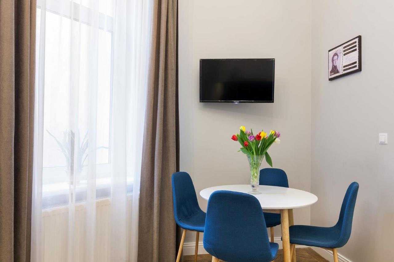 Chopin Apartment In The Center Of إلفيف المظهر الخارجي الصورة