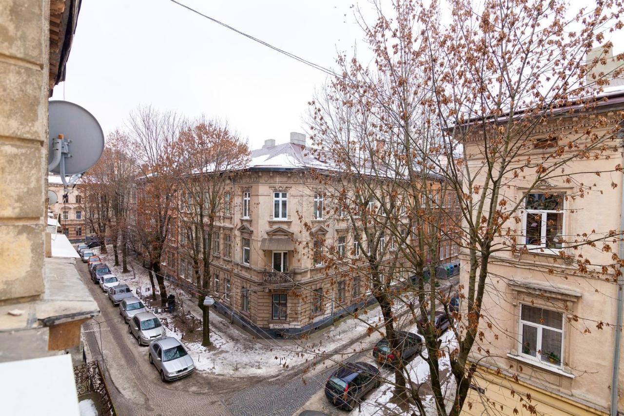 Chopin Apartment In The Center Of إلفيف المظهر الخارجي الصورة
