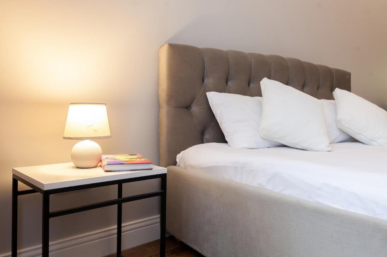 Chopin Apartment In The Center Of إلفيف المظهر الخارجي الصورة